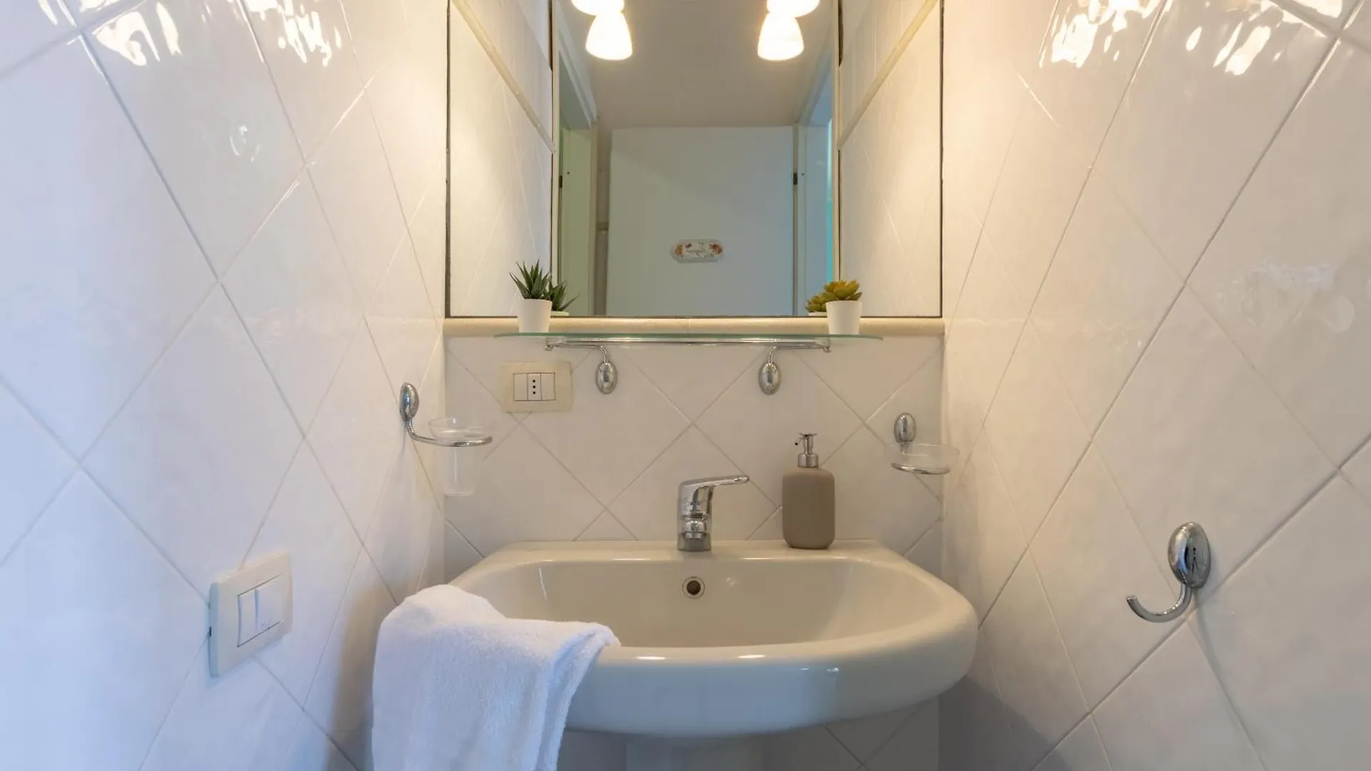 Holiday home Novita' Seahorse House Spiaggia A 400M Wifi & Aria Condizionata Golfo Aranci Italy