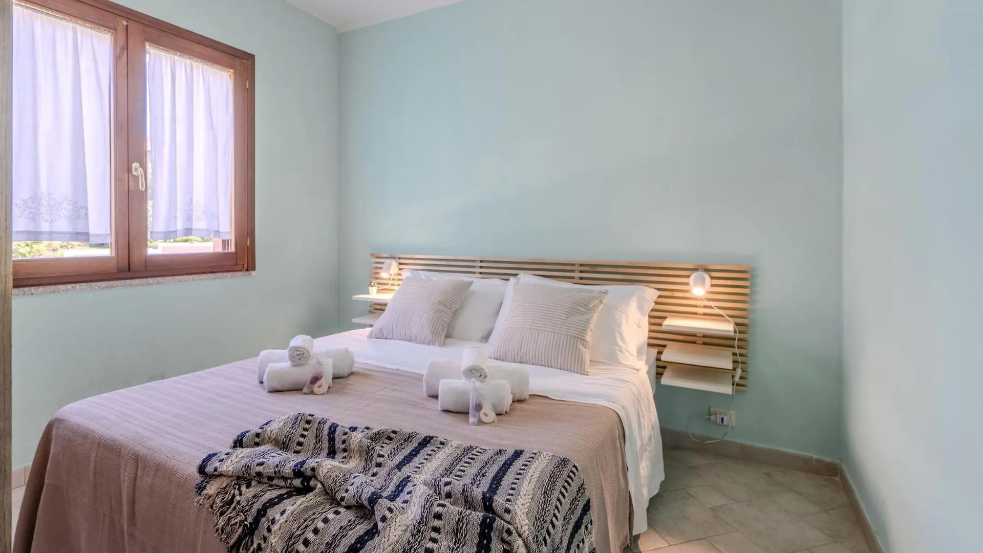 Novita' Seahorse House Spiaggia A 400M Wifi & Aria Condizionata Golfo Aranci 0*,  Italy