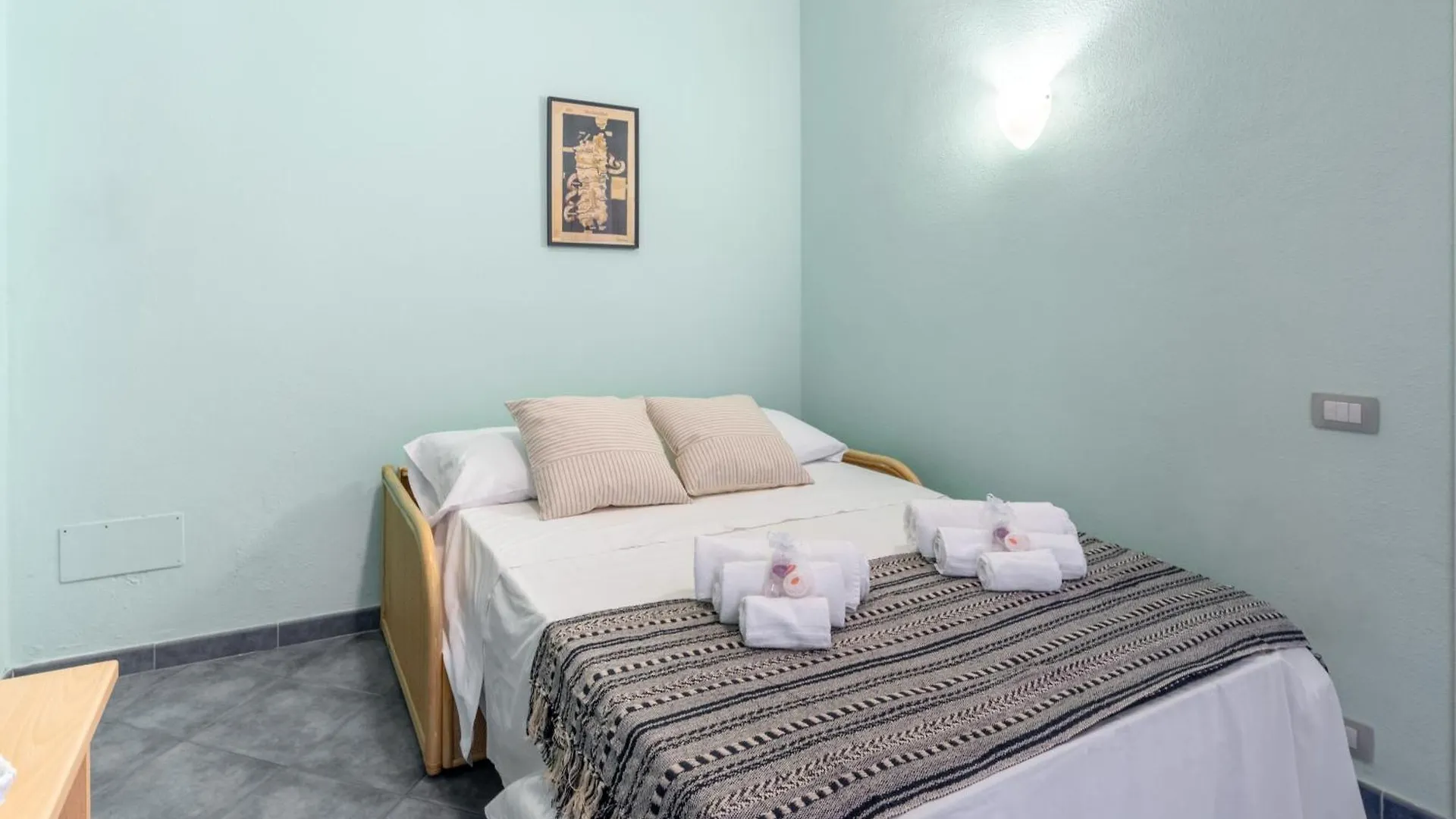 Novita' Seahorse House Spiaggia A 400M Wifi & Aria Condizionata Golfo Aranci 0*,